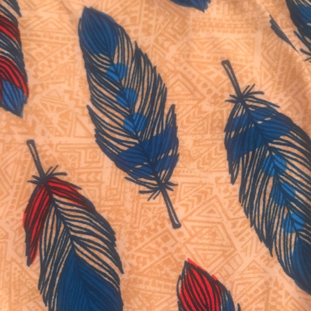 Lularoe Leggings Feather Print One Size - image 2